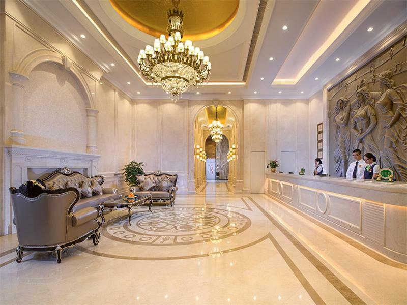 Vienna International Hotel Guangdong Puning Sqaure Εξωτερικό φωτογραφία