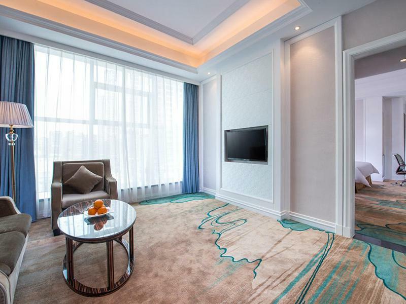 Vienna International Hotel Guangdong Puning Sqaure Εξωτερικό φωτογραφία